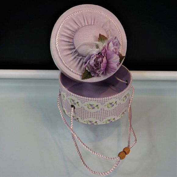 Vintage Decorative Gift Box Floral Lavender Round Keepsake Box Faux Flowers Lid - Picture 6 of 10
